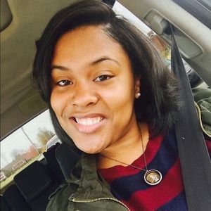 Meet your Posher, Jasmine