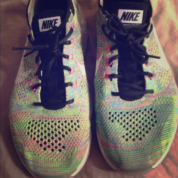 Nike Flyknits Zoom sz7.5