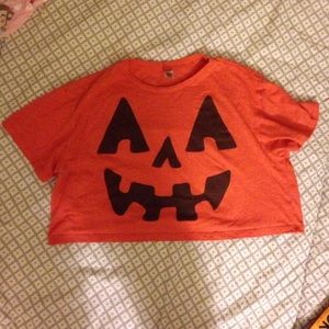 NWOT jack o lantern urban outfitters crop top