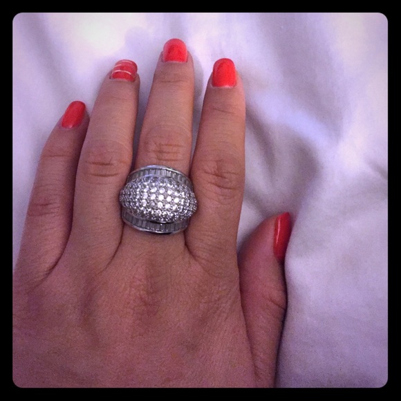 Austrian crystal 14k plated white gold ring