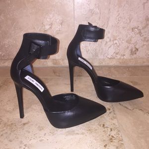 Steve Madden Flashback Leather Ankle Strap Heel
