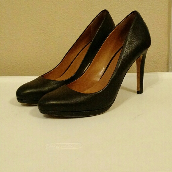 Size 6 Banana Republic Heels