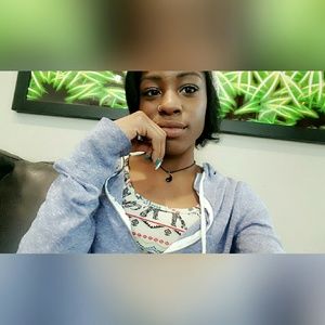 Meet your Posher, Jamikia