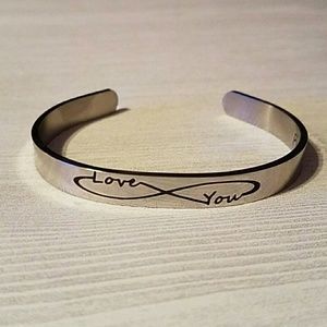 🚫SOLD🚫💖LOVE YOU INFINITY CUFF💖