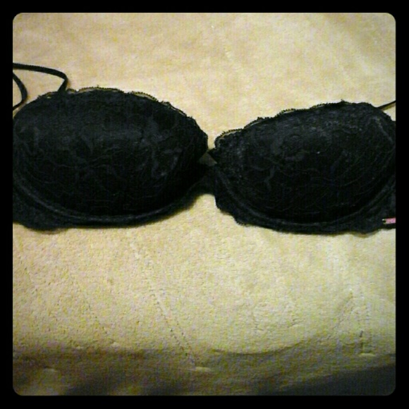 Date Lightly lined bra (NEVER BEEN WORN)