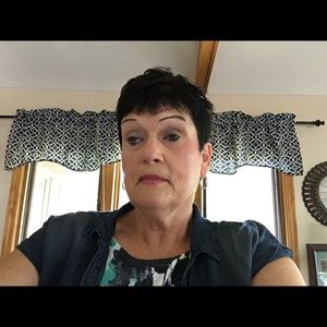 Meet your Posher, Anne