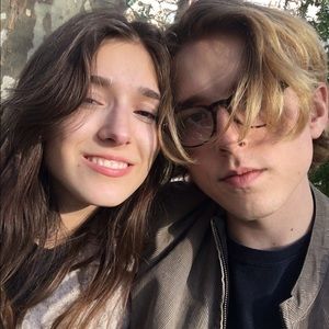 Meet your Posher, Dustin