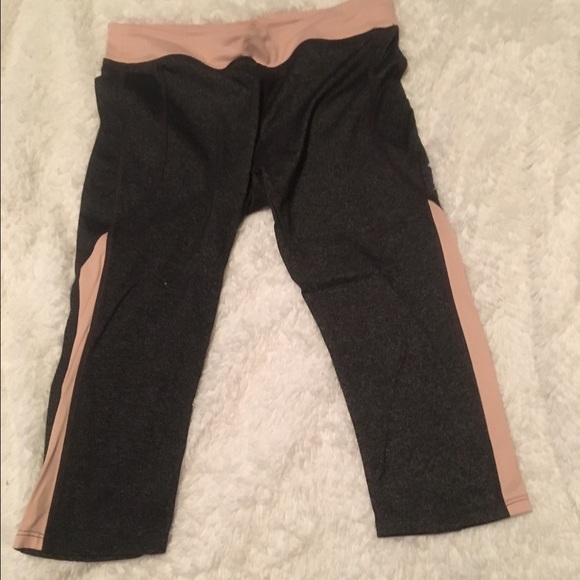 Workout leggings - Picture 1 of 1