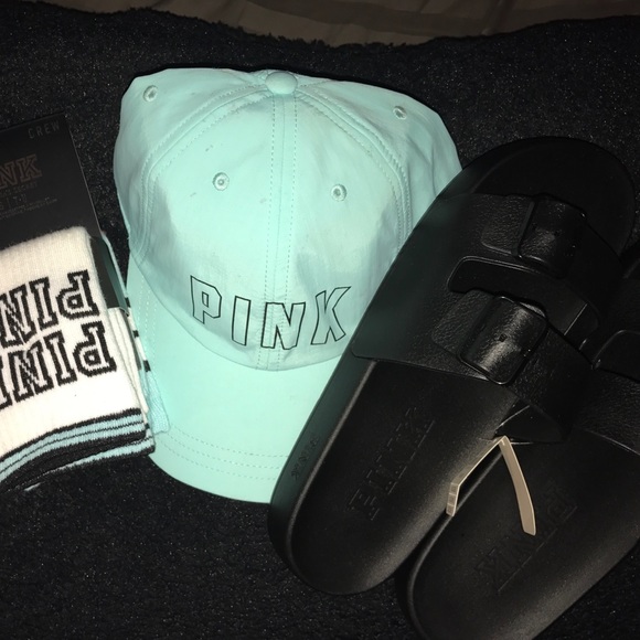 SALE 🚨 BLUE & BLACK PINK GEAR HAT SOCKS & SLIDES