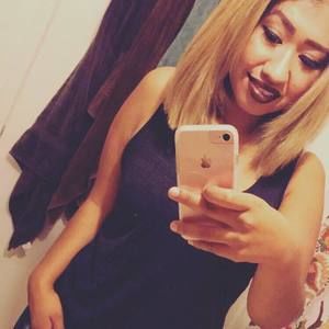 Meet your Posher, Stephanie