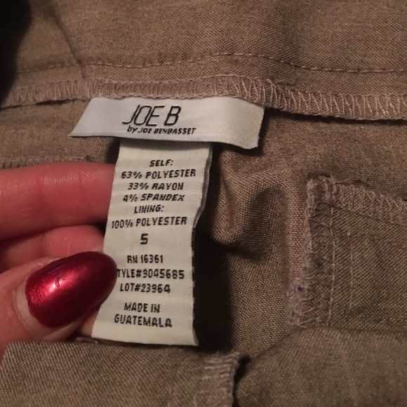 Cream slacks - Picture 3 of 3