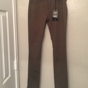 Skinny jeans