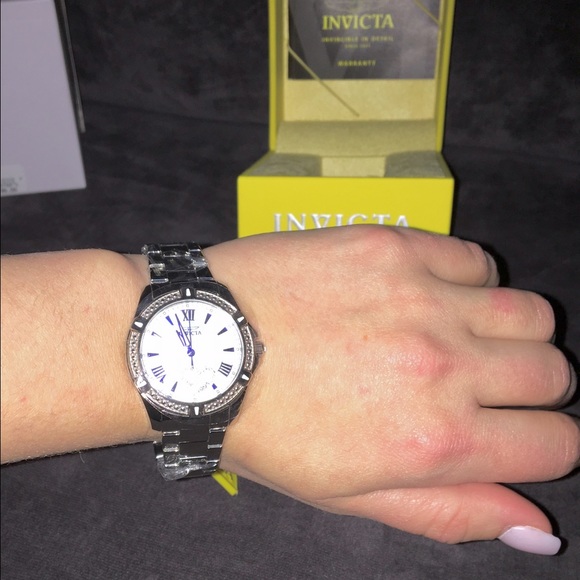 Invicta women's watch - Picture 2 of 3
