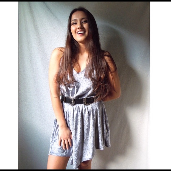 ❤LOWEST❤Space Gray Velvet Dress - Picture 4 of 5