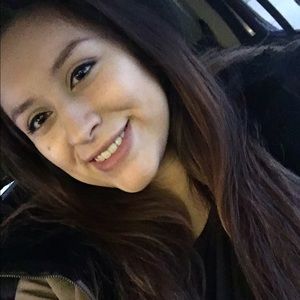 Meet your Posher, Lynette