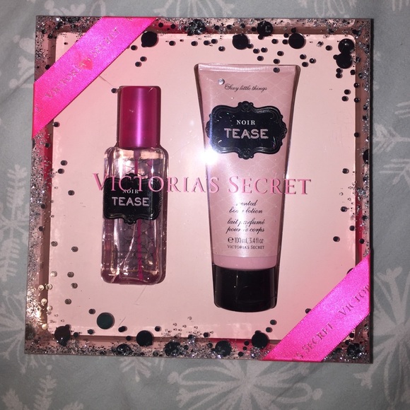 Victoria secret Noir Tease perfume and lotion set