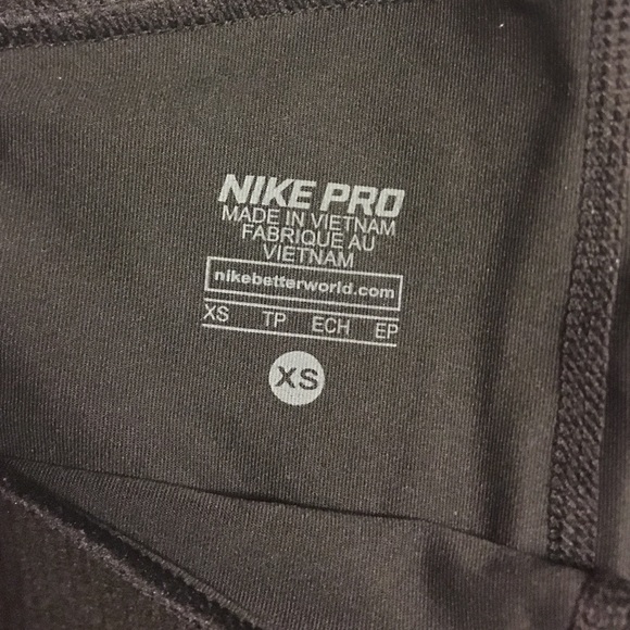 SOLD NWT Nike Pro all black spandex leggings - Picture 2 of 4