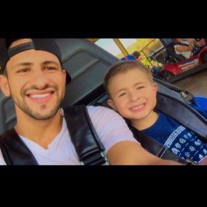 Meet your Posher, Chris