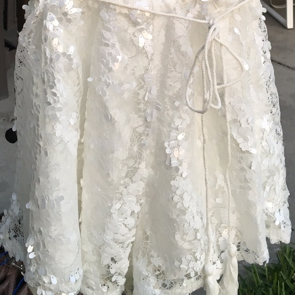 🎉HP! 🎉 NWT Sabo Skirt White Gisele Sequin Romper - Picture 6 of 7