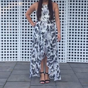 Gorgeous black and white floral dress
