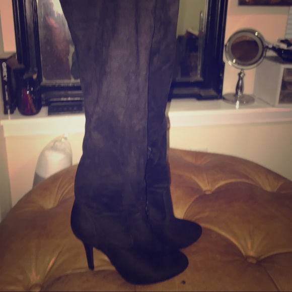 Over the knee suede black boots