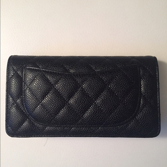 Classic Chanel Wallet - Picture 4 of 4