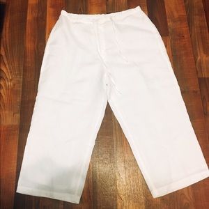 White lightweight Capri Pant