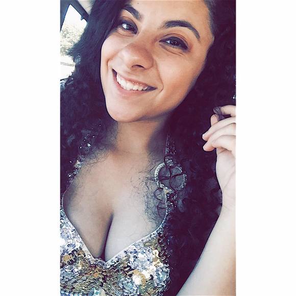 Meet your Posher, Bianca - Picture 1 of 1