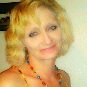 Meet your Posher, Marcia