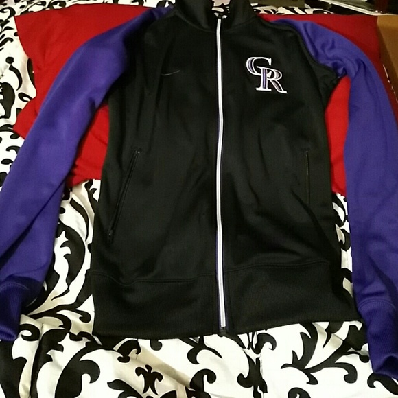 Womans Colorado Rockies Zip up jacket.