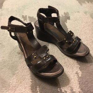 Like-new Naot wedges