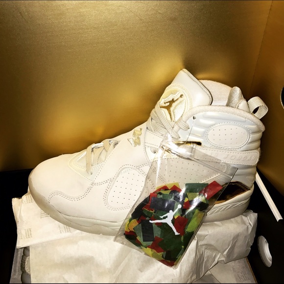 Jordan champage 8s