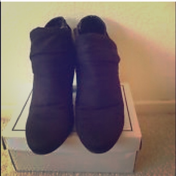 Suede black boots - Picture 1 of 1