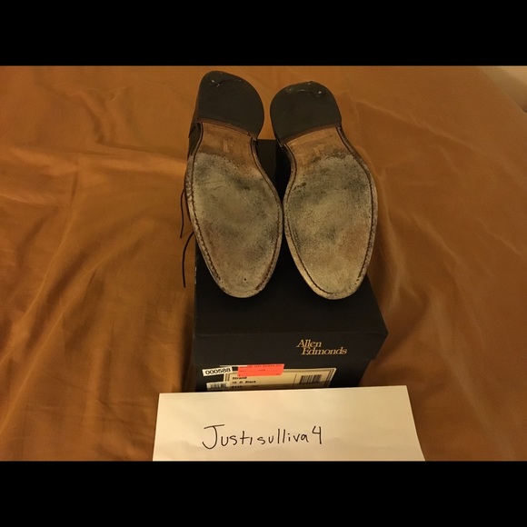 Allen Edmonds Strand used dress shoes main image 4