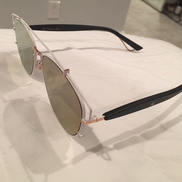 Dior Technologic Glasses
