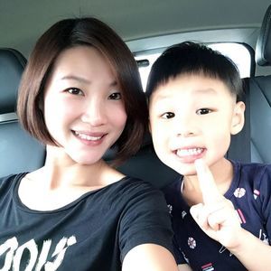 Meet your Posher, Vivian