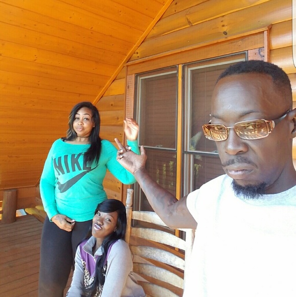 Meet your Posher, Travis