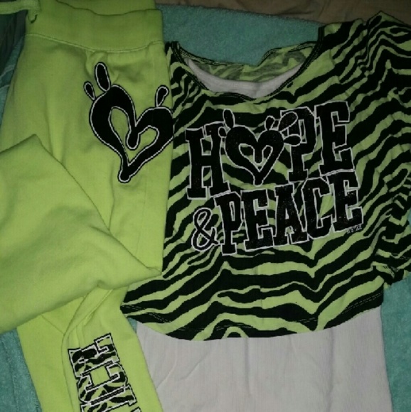 Cute sweatpant outfit