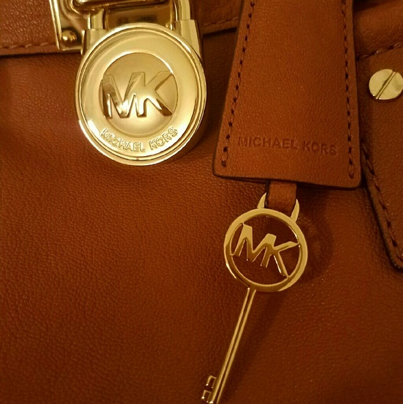 Authentic Michael Kors Large Hamilton Satchel - Picture 2 of 4
