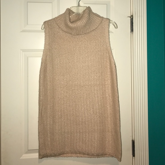 Forever 21 Turtle Neck Sleeveless Sweater