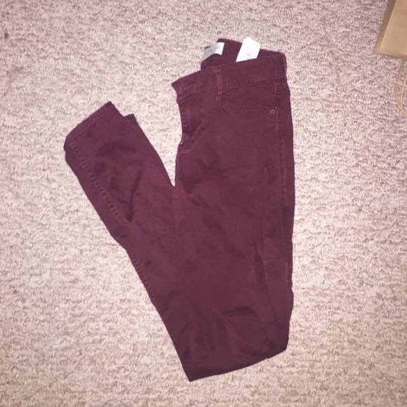Abercrombie and fitch maroon skinny jeans
