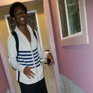 Meet your Posher, Clarence