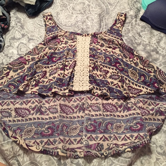 Pacsun LA. Hearts crop top