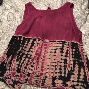 Open back - Pacsun LA. Hearts shirt