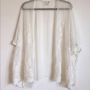 White Sheer Kimono 👘