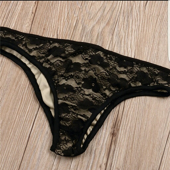 Sexy Black Lace Lingerie Set - Picture 6 of 8