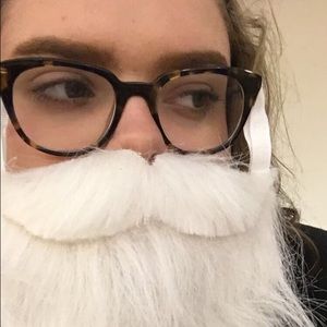 Meet your Posher, Avery