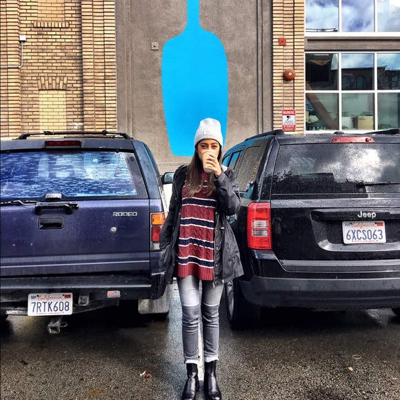 Meet your Posher, Mia. - Picture 1 of 1