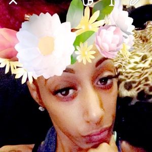 Meet your Posher, Charletta