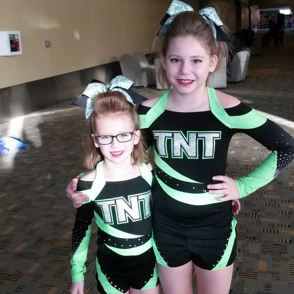 Meet your Posher, Rachel - Picture 1 of 1